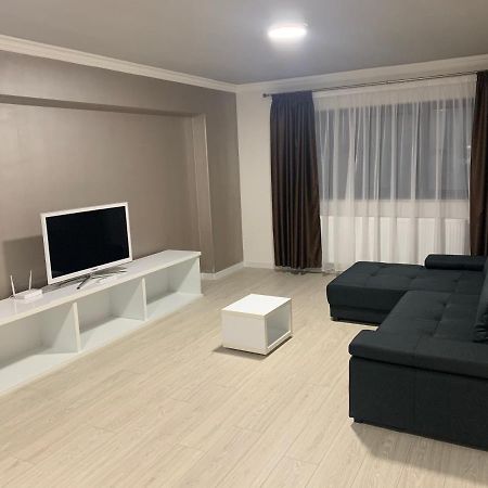 Apartament Lux Regim Hotelier Бакэу Экстерьер фото